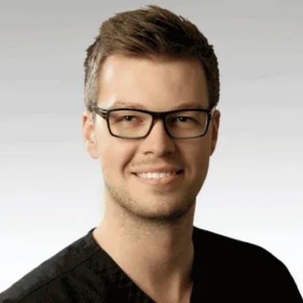 Portrait of Dr. Derek Weigand